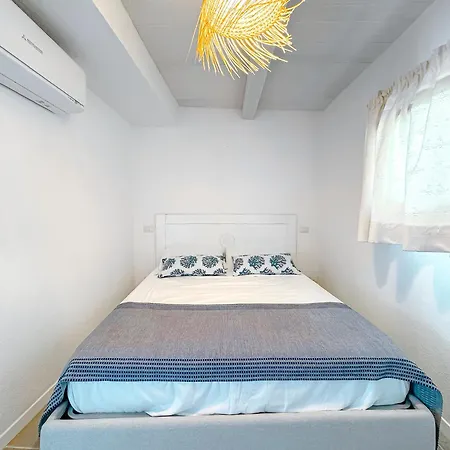 224 Seafront Terrace With Access * Baja Sardinia